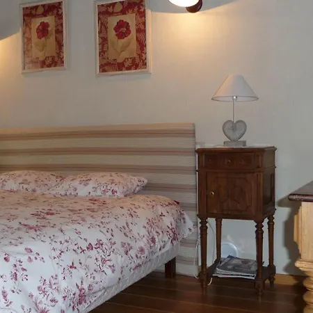 Moyrazes, 4 Pieces, 6 Personnes - Fr-1-601-390 Ferienhaus